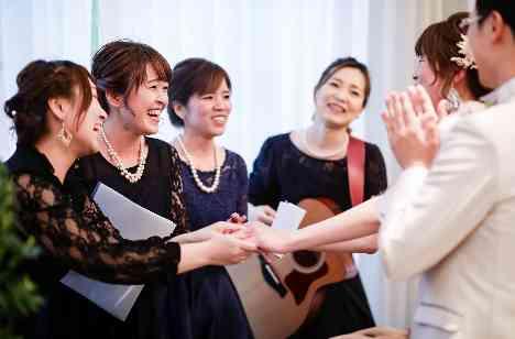 ゲスト参加型で笑顔や涙があふれる結婚式の準備・打ち合わせ画像