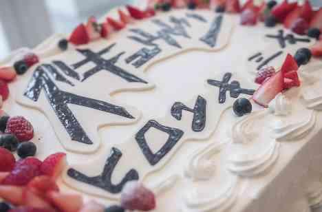 フェスで奇妙なやべぇWeddingの披露宴画像