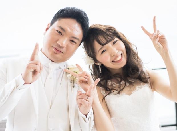 家族へ感謝を伝えるweddingの挙式実例画像