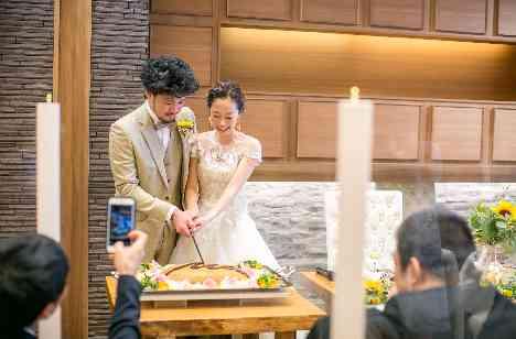 おふたりらしさ満点の結婚式の披露宴画像