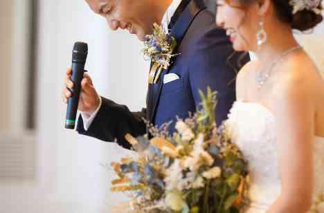 愛犬と楽しむ結婚式の披露宴画像