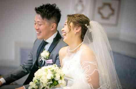 たくさんのゲストを招いた盛大な結婚式の準備・打ち合わせ画像