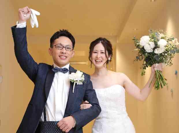 私たちらしいクリスマスwedding グランドプリンスホテル広島の結婚式挙式実例 結婚式場探しはハナユメ