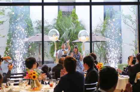 summerWeddingトロピカルナイトの演出画像
