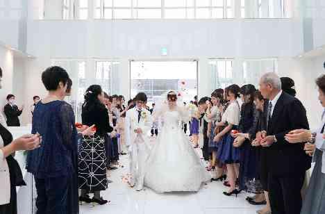 おふたりの気持ちのつまった結婚式の挙式画像