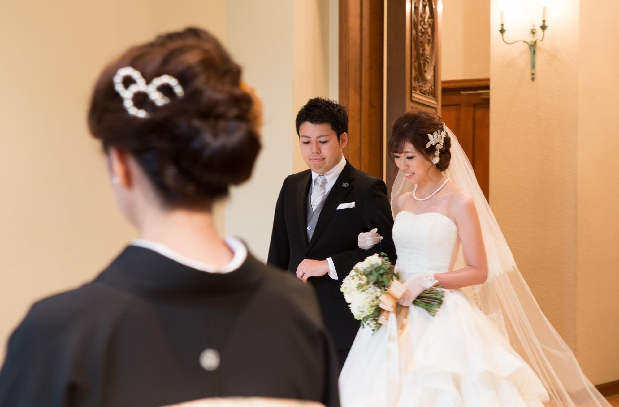 「笑顔」と「感謝」を追求した結婚式の挙式画像