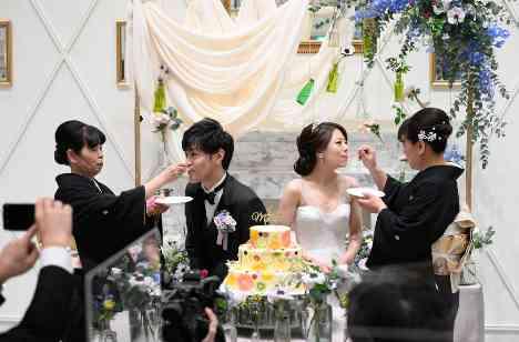 みんなでつくる結婚式の披露宴画像