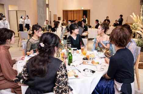 Korean Weddingの披露宴画像