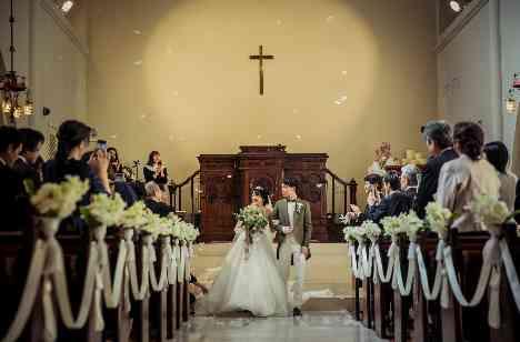 “スタッフとゲストが一緒に創り上げる”結婚式の挙式画像