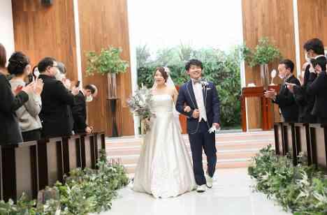 お2人らしいWeddingの挙式画像