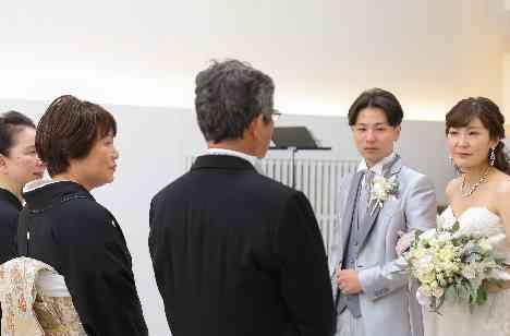 【10名】Bond×輪 Weddingの挙式画像
