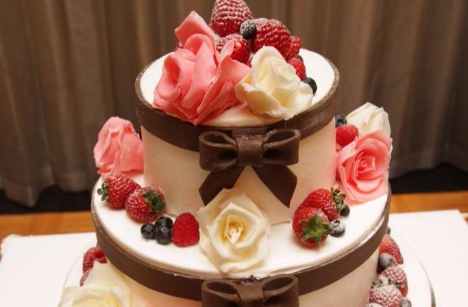 仲間とワイワイ!×おもてなし重視♥WEDDINGの準備・打ち合わせ画像