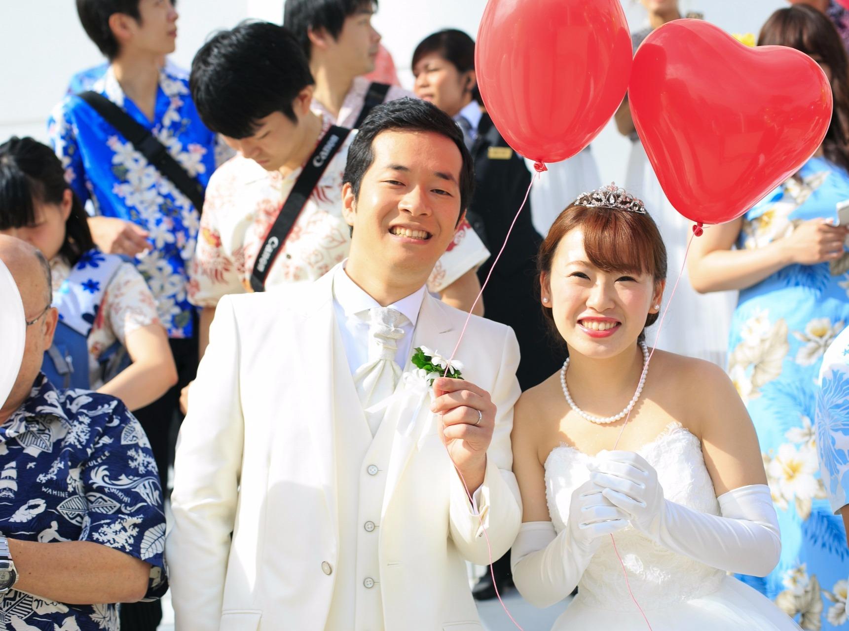 沖縄らしさを強調したリゾート感満載な式♪の挙式実例画像