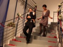 華やかな空間で笑顔あふれる感動時間をの演出画像