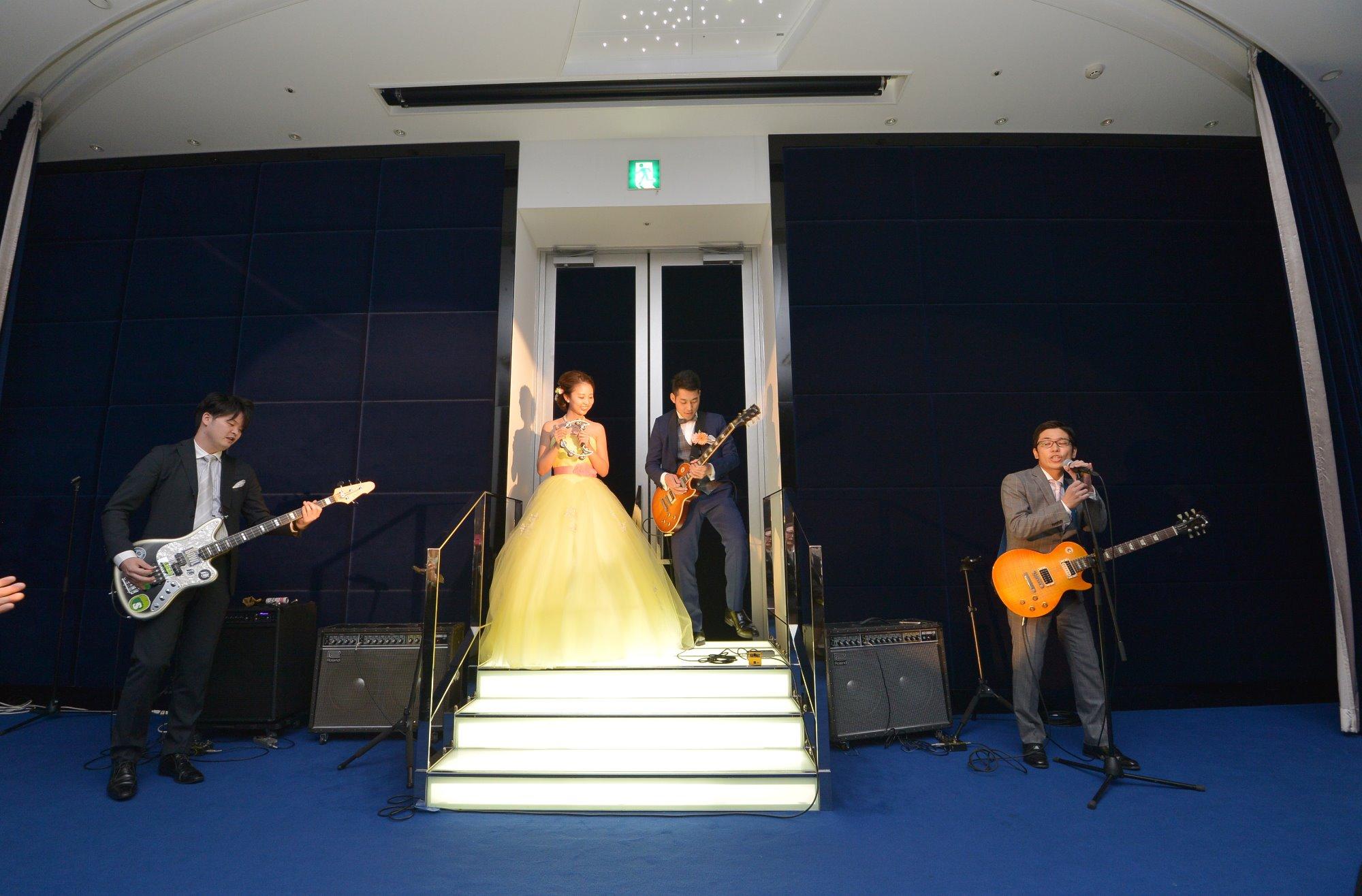 サプライズと温もりあふれるTREE Weddingの演出画像
