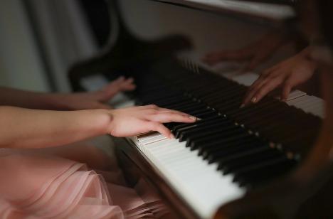 1日1組限定こだわりを満喫できる平日Weddingの演出画像