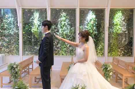 コロナ禍でも安心の家族婚の挙式画像