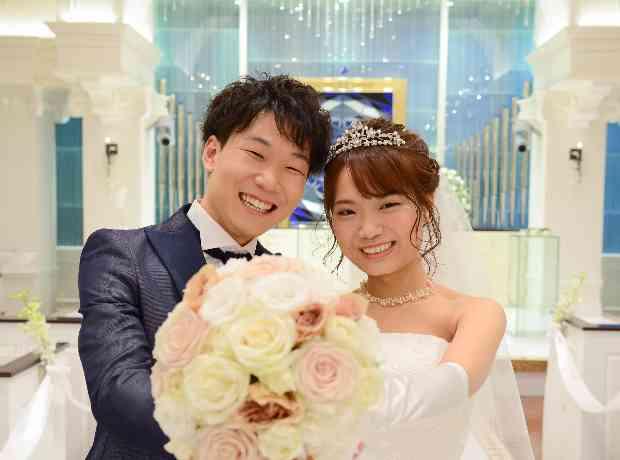 大人な雰囲気のナイトウェディングの挙式実例画像