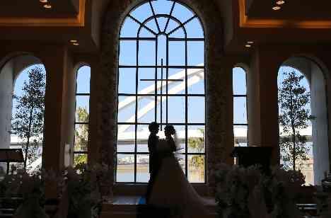 ティーパーティ風オリジナルweddingの挙式画像