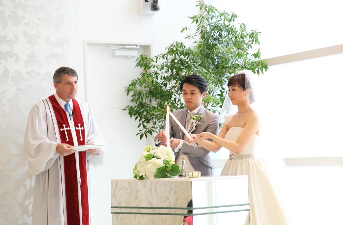 やりたいことは全て詰め込み　二人らしい結婚式に！の挙式画像