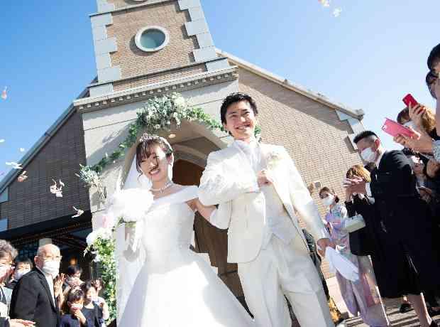 大切な人たちが主役になる、感謝を伝える結婚式の挙式実例画像