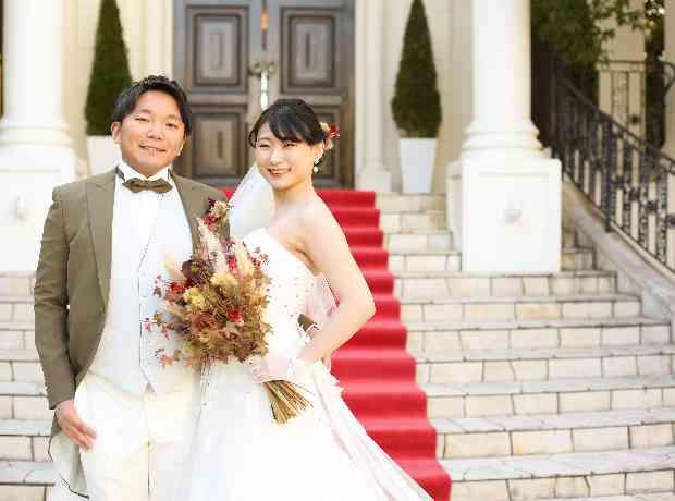 大好きな世界観の中で大切な人とのかけがえのない時間の挙式実例画像