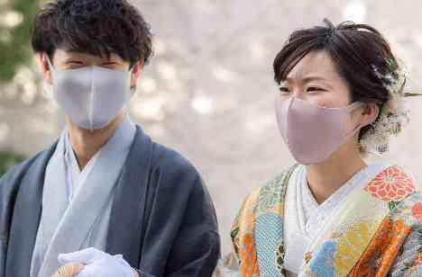 私たちらしいカジュアルWeddingの挙式画像
