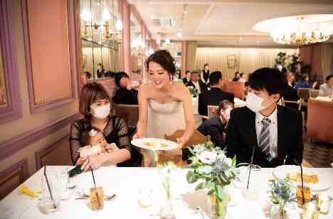 two part wedding partyの披露宴画像