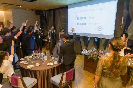 2人の共通テーマをオリジナルで叶えた結婚式の演出画像