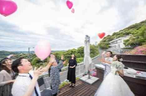 料理と景色を楽しむ、ファミリーwedding！の披露宴画像