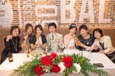 オリジナリティ溢れるアットホームな結婚式の披露宴画像