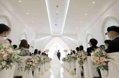 ゲストとの繋がりを大切にしたテーマWeddingの挙式画像